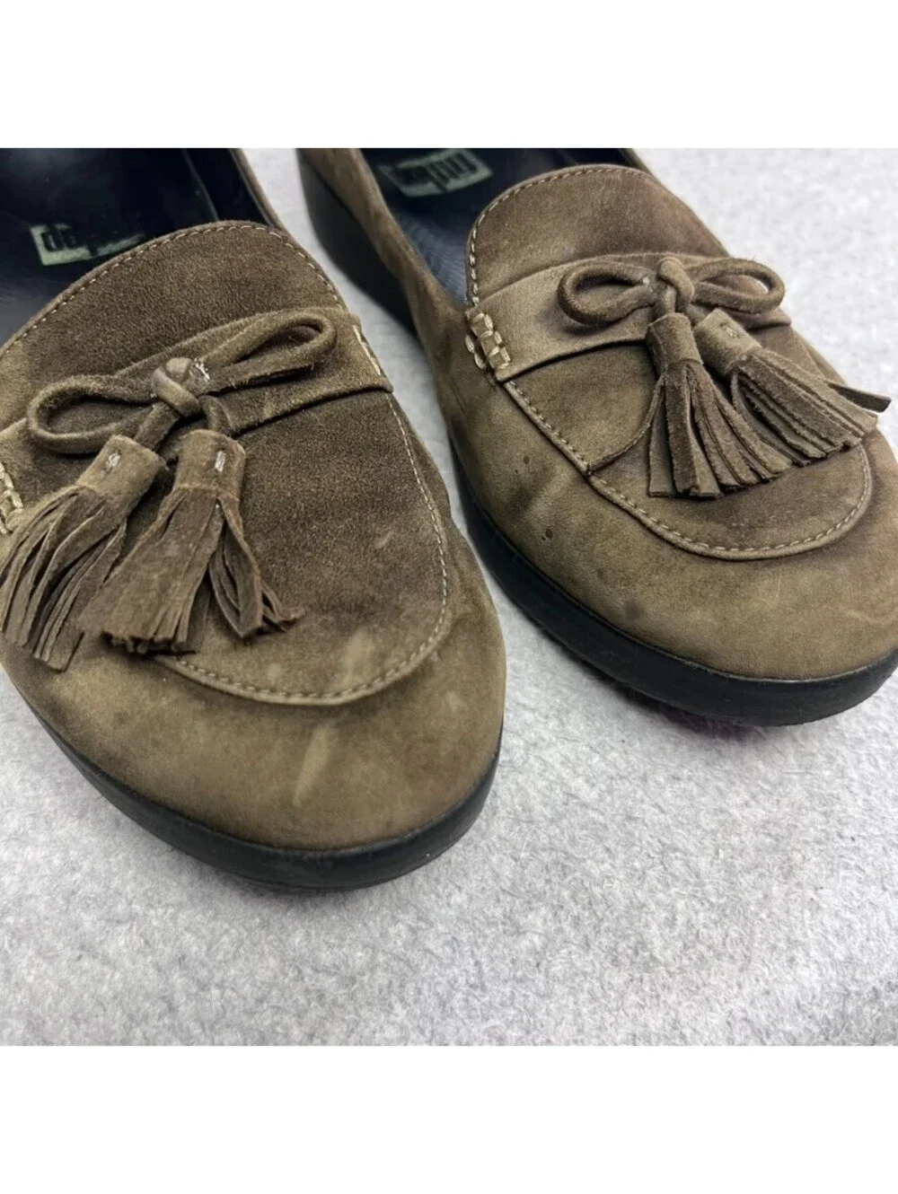 FitFlop Green Suede Tassel Loafers Womens 9 EUR 41 J17-476 Slip On Comfort Shoes